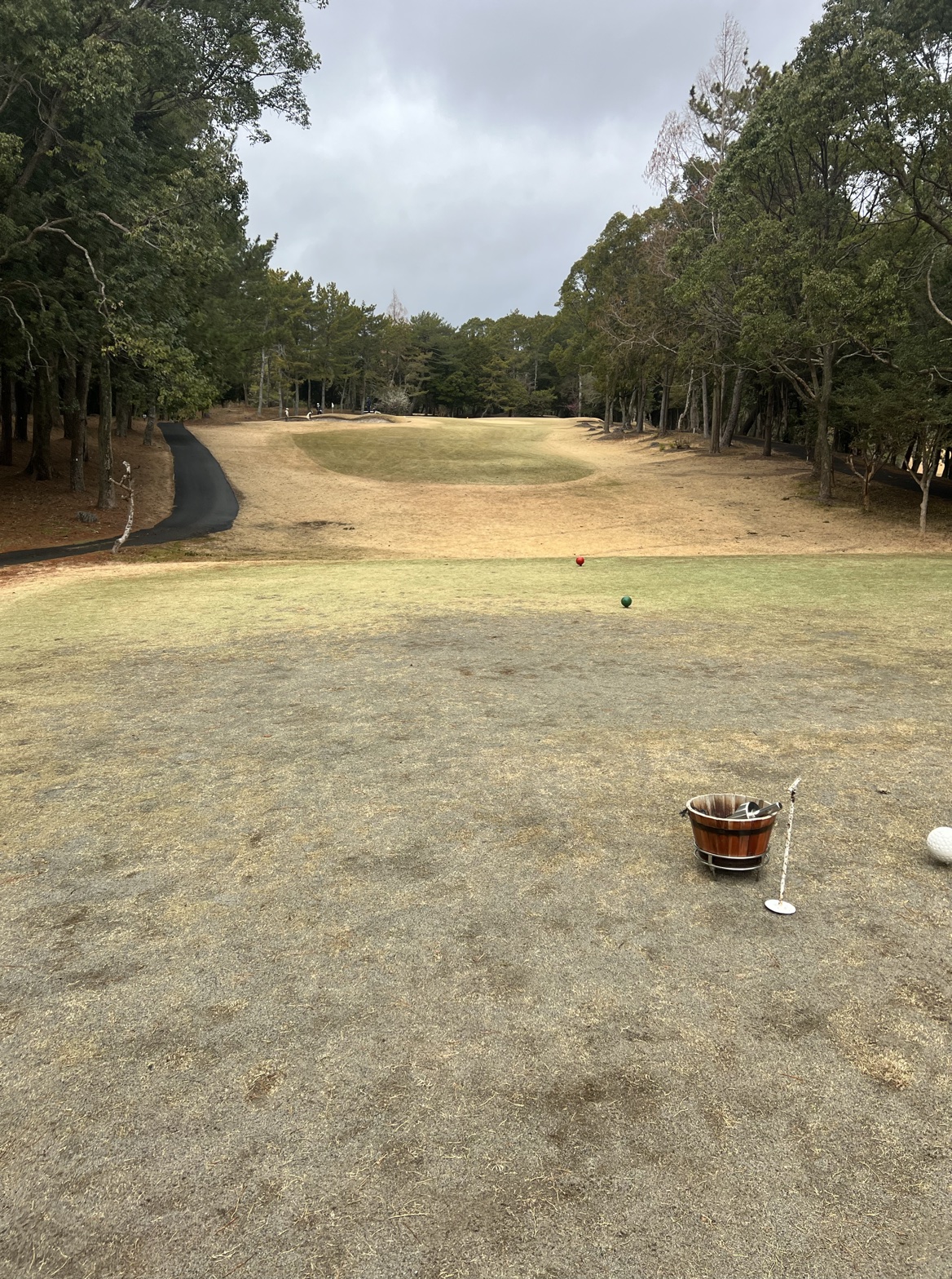 掛川カントリークラブ 2番ホール ティーイングエリア