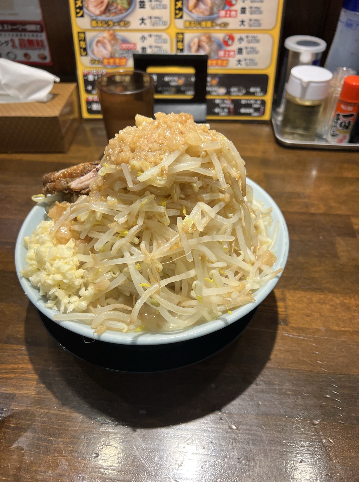 ヤサイマシマシのアップ